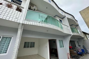 REF. D13 - Sobrado 6 em Caiobá LOCAÇÃO